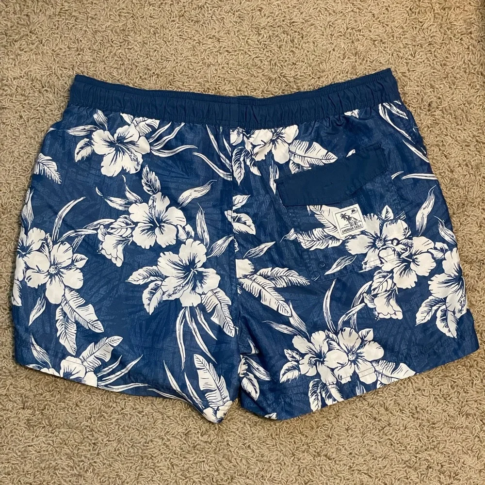 American Eagle Swim Trunks Size L - Picture 3 of 3